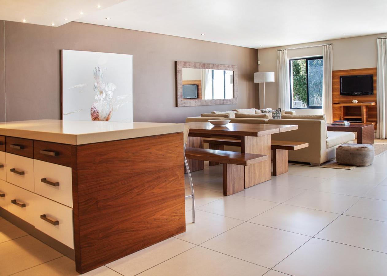 Marine Square Luxury Suites Hermanus Ngoại thất bức ảnh